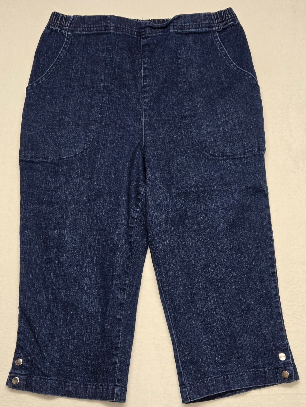 Croft & Barrow Stretch M Capri Denim Jeans Elastic Back Front Pockets